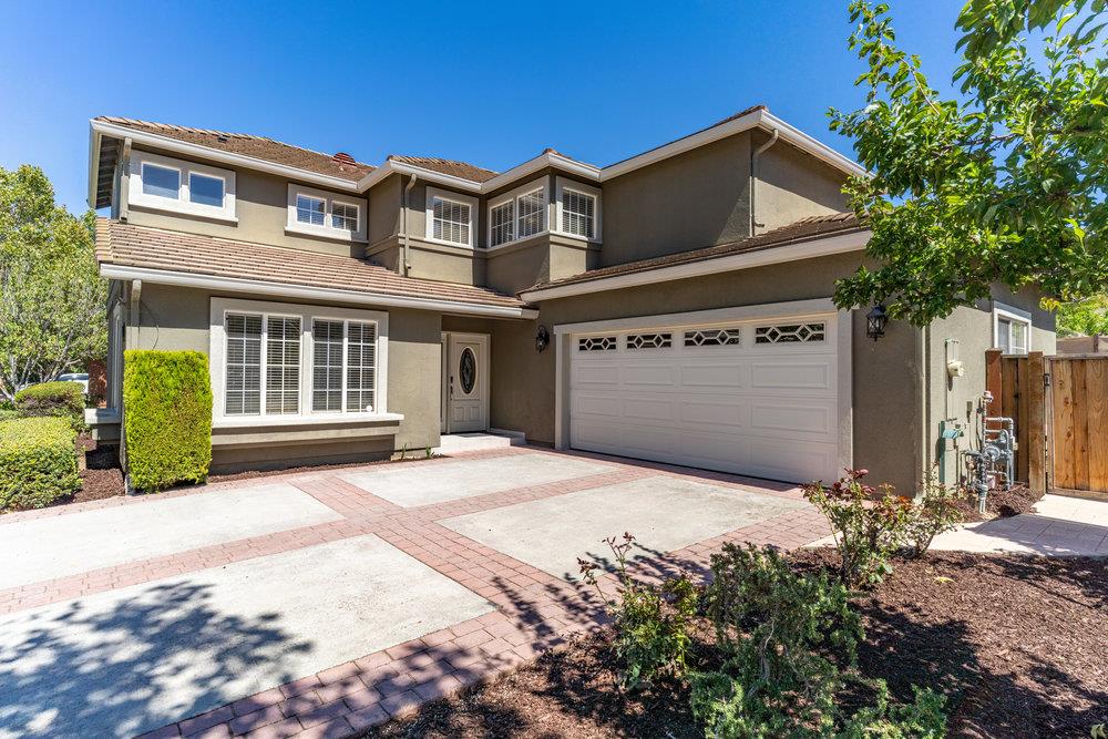 136 Christine Lynn DR