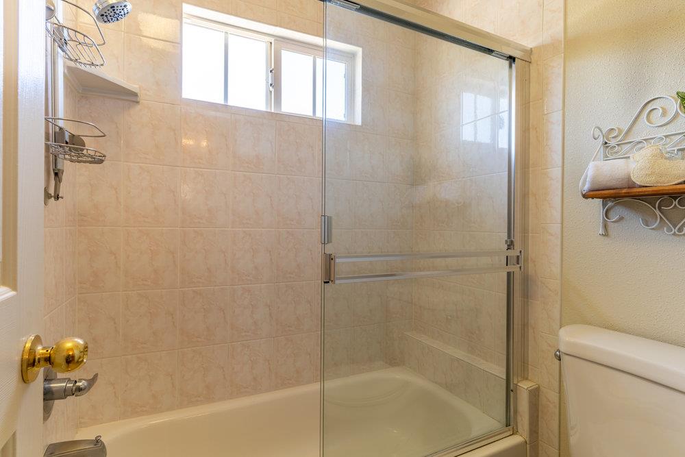 136 Christine Lynn DR