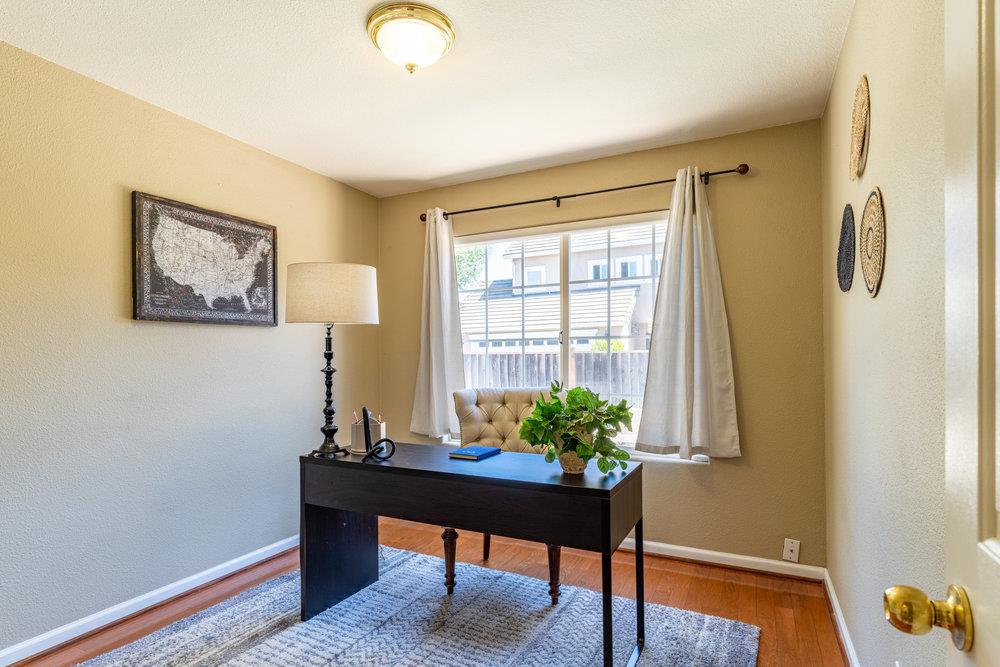 136 Christine Lynn DR