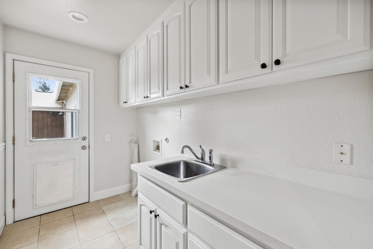 7550 Santa Theresa DR