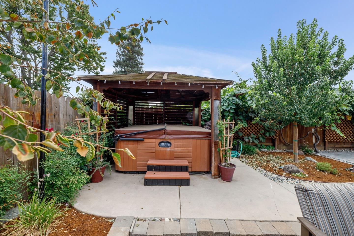 7550 Santa Theresa DR