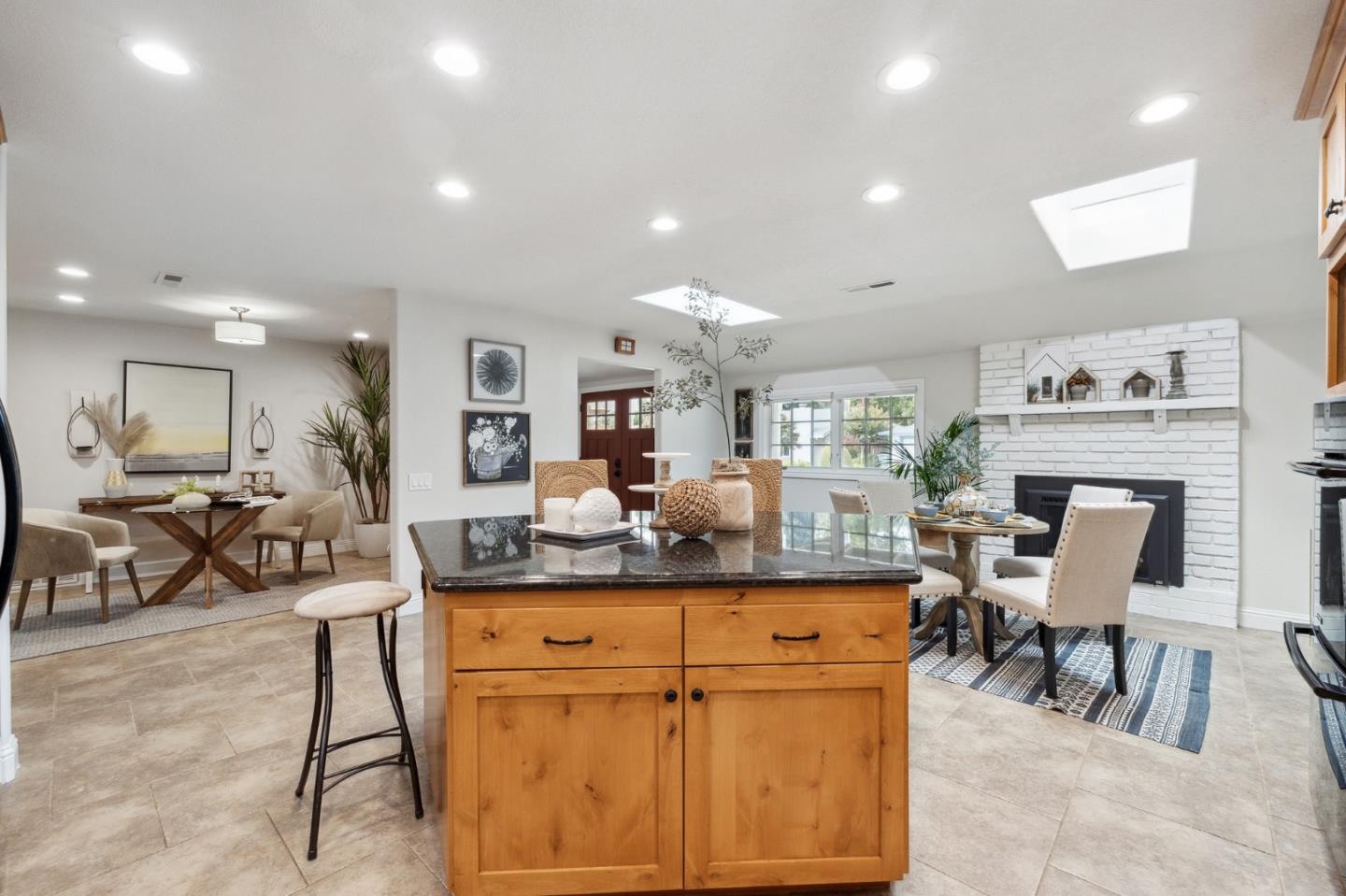 7550 Santa Theresa DR