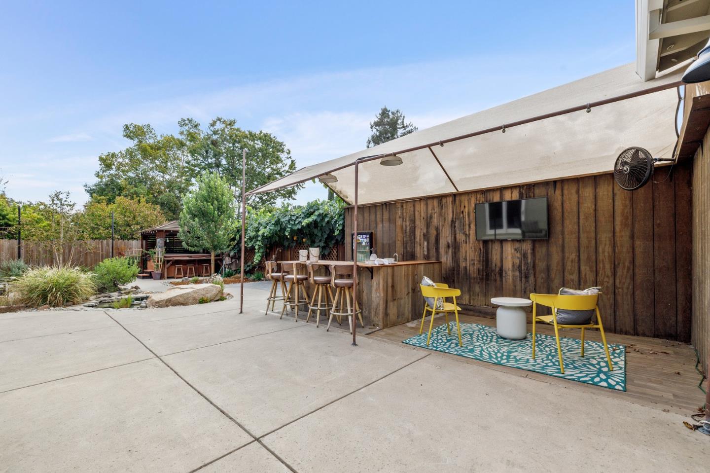 7550 Santa Theresa DR