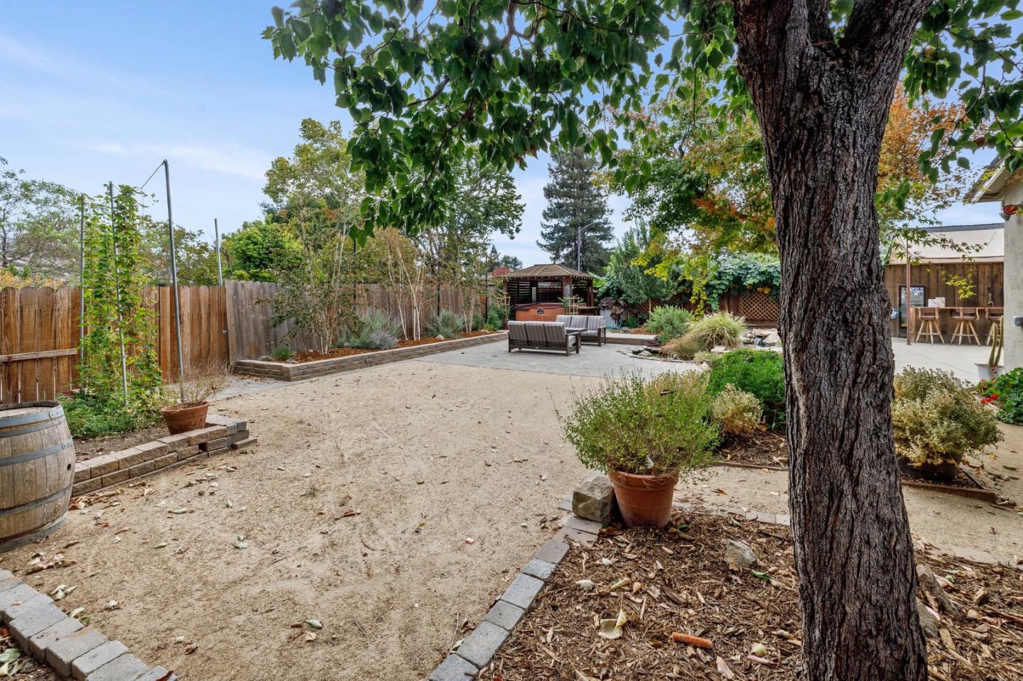 7550 Santa Theresa DR