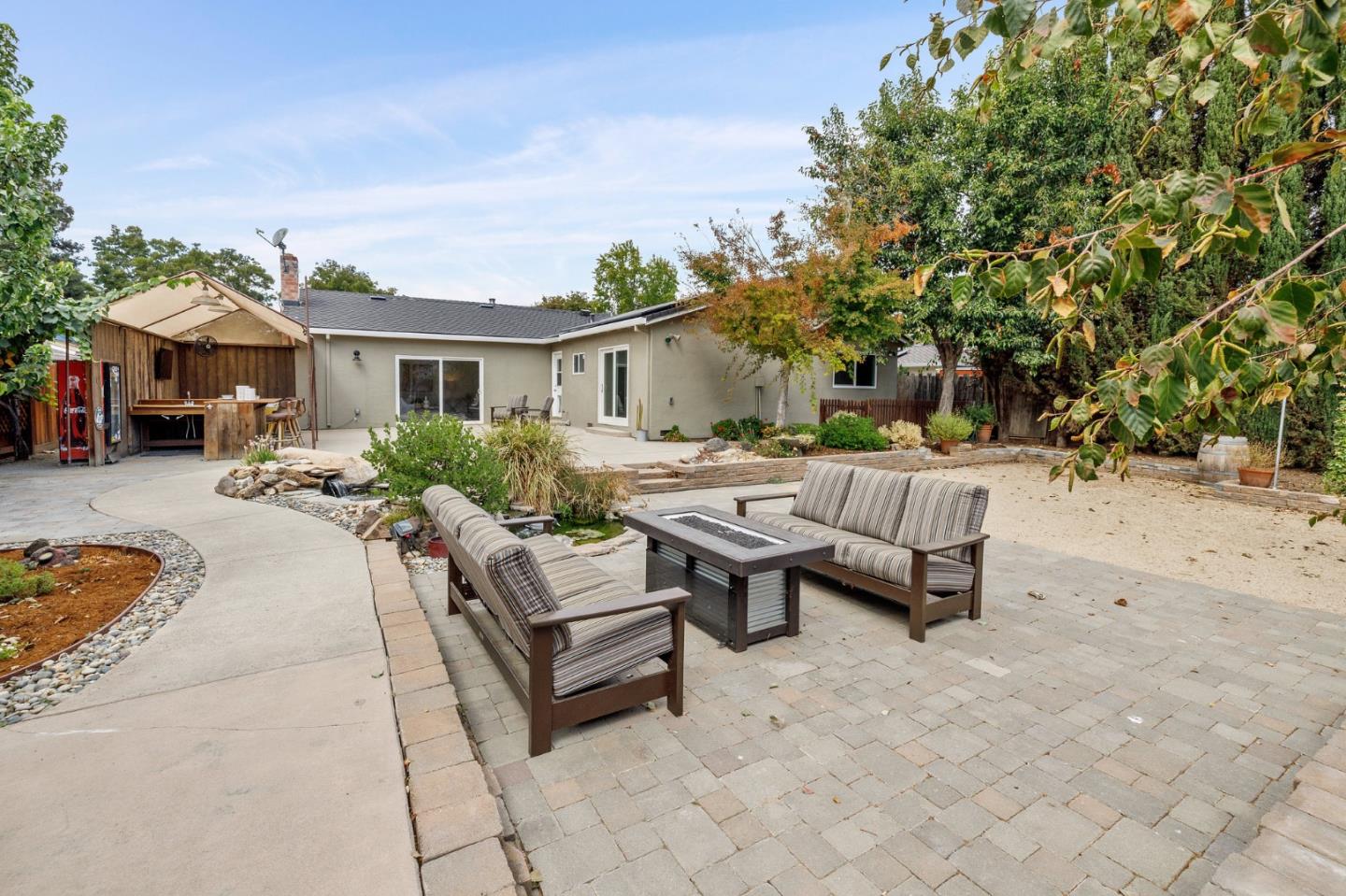 7550 Santa Theresa DR