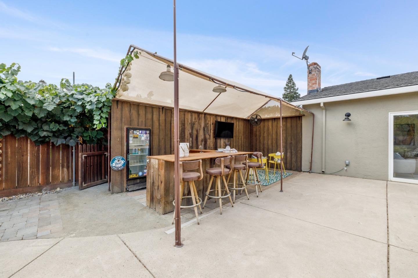 7550 Santa Theresa DR