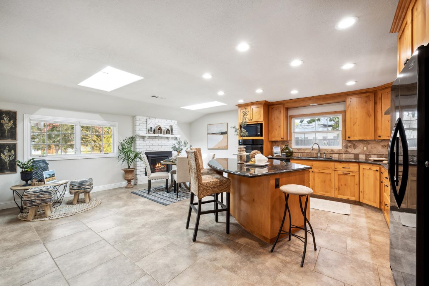 7550 Santa Theresa DR