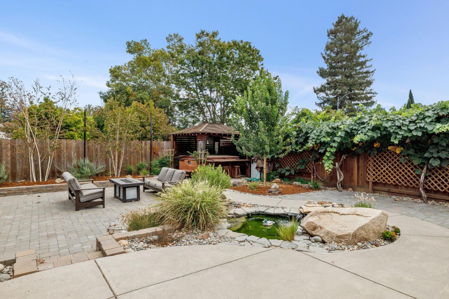 7550 Santa Theresa DR