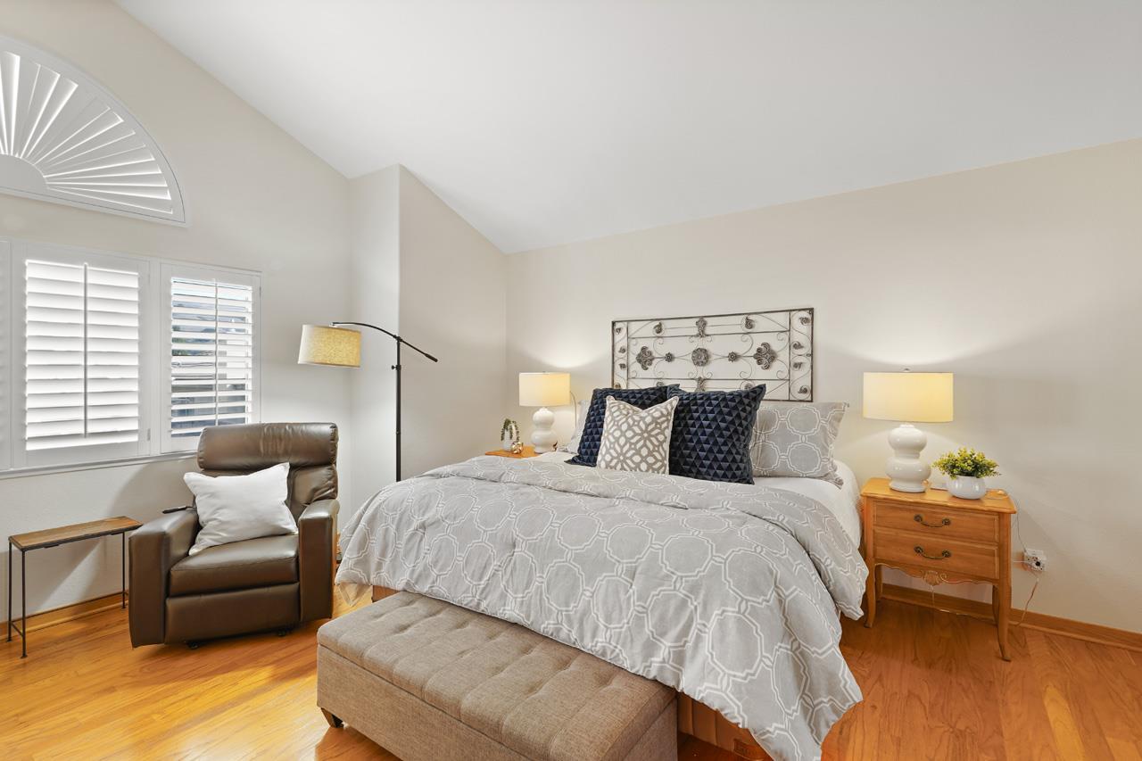 17142 Heatherwood WAY