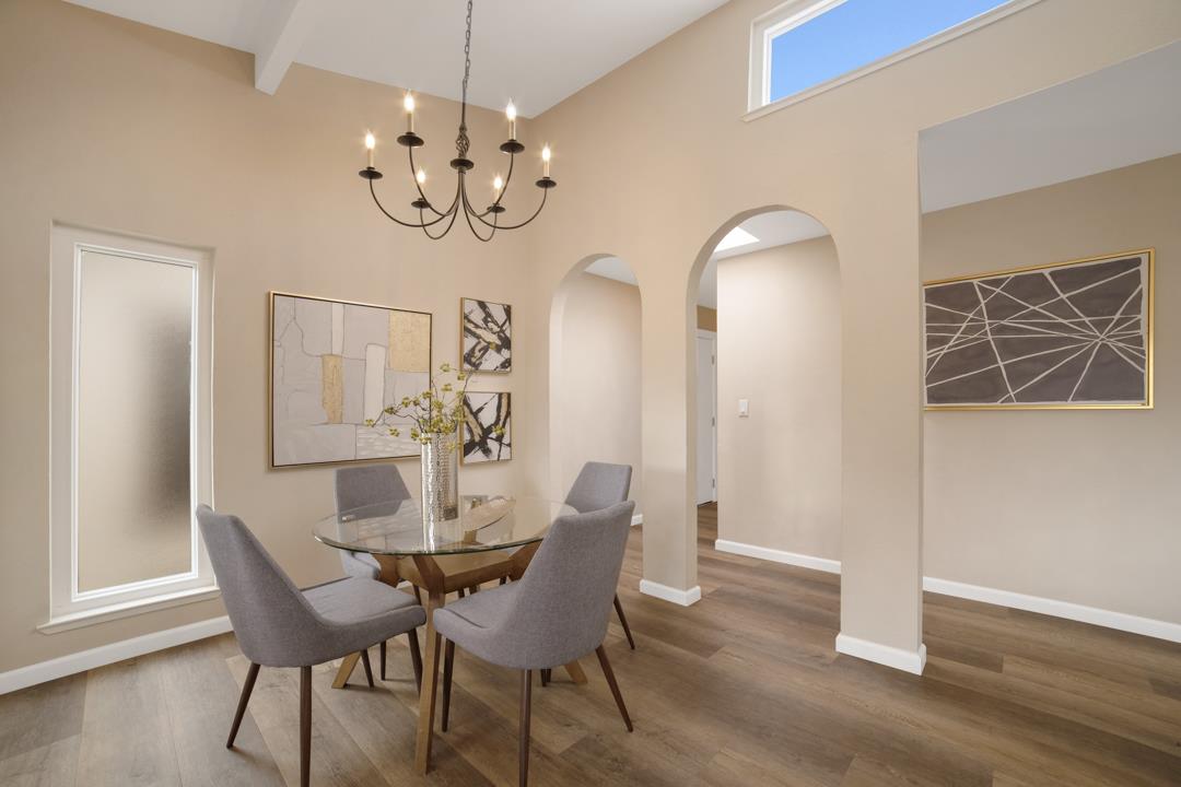 1209 Oak Grove AVE 304