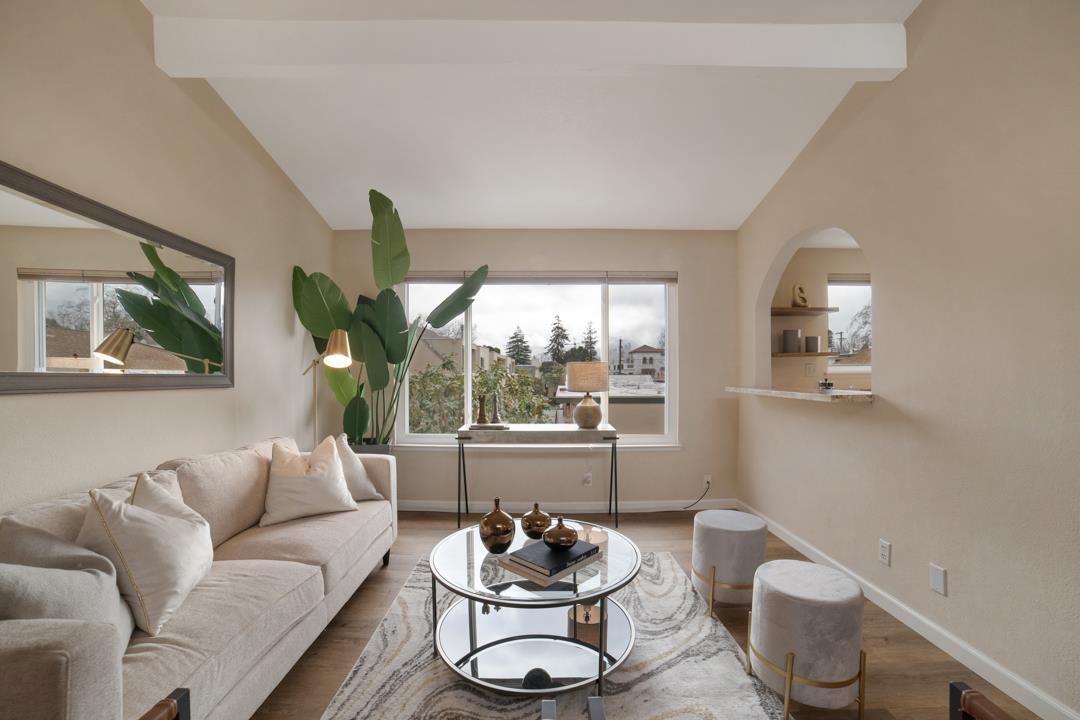 1209 Oak Grove AVE 304