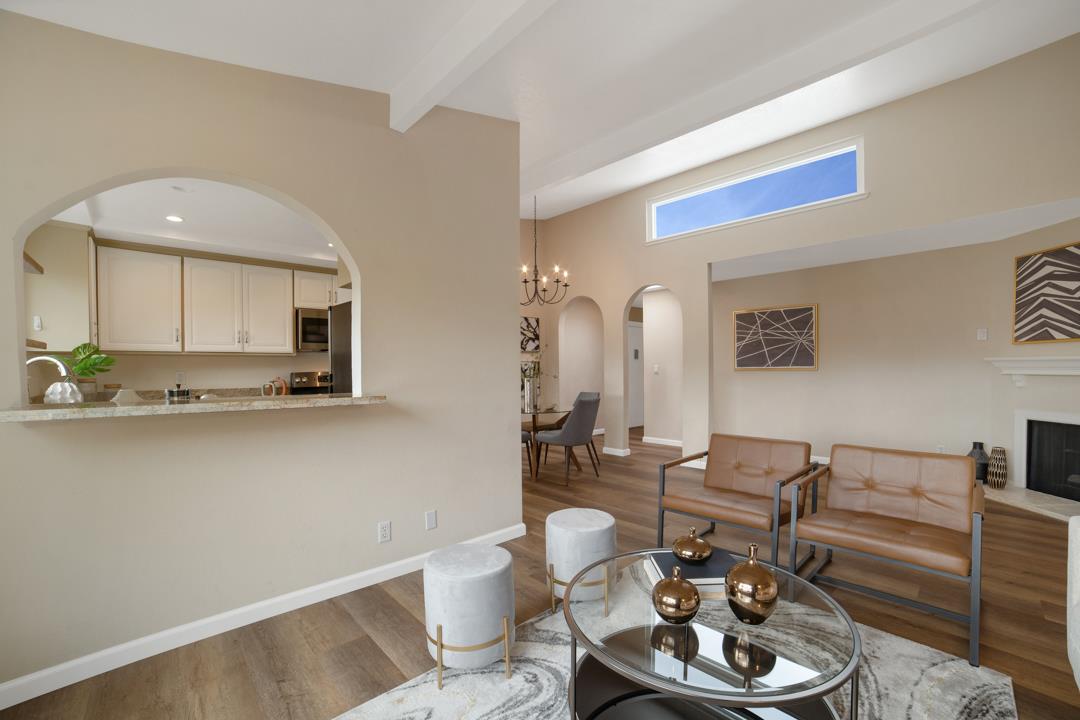 1209 Oak Grove AVE 304