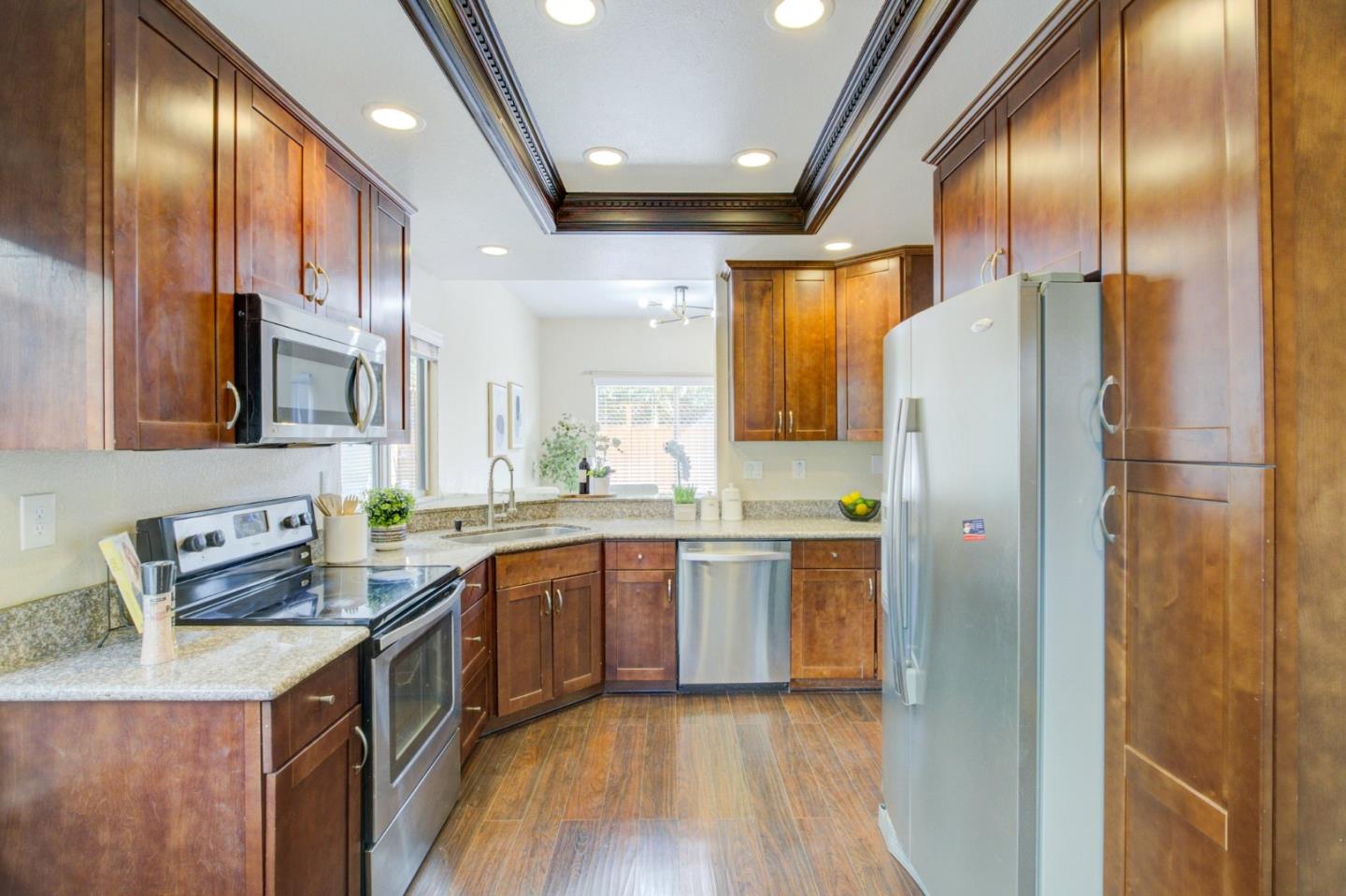 5535 Civic Terrace AVE