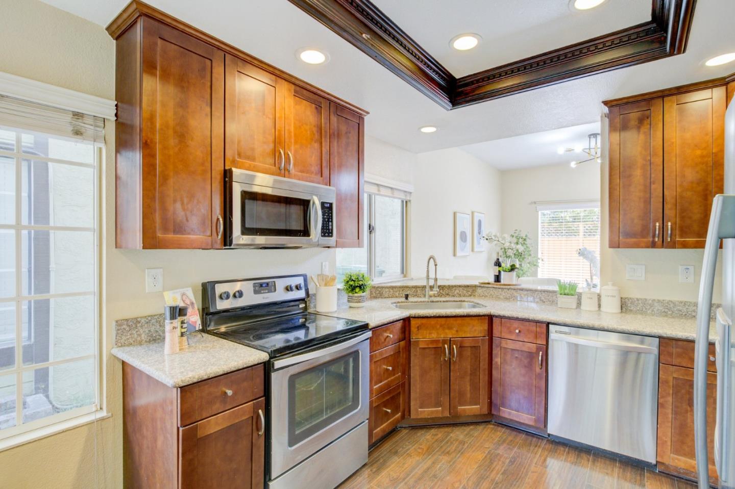 5535 Civic Terrace AVE