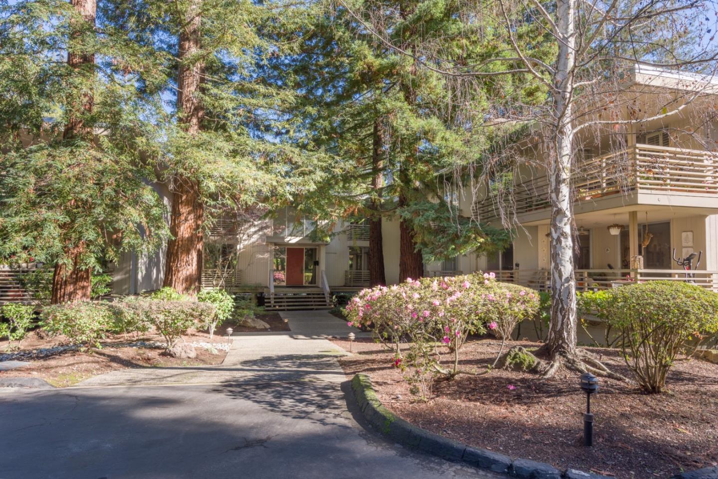 1100 Sharon Park Drive Unit: 40