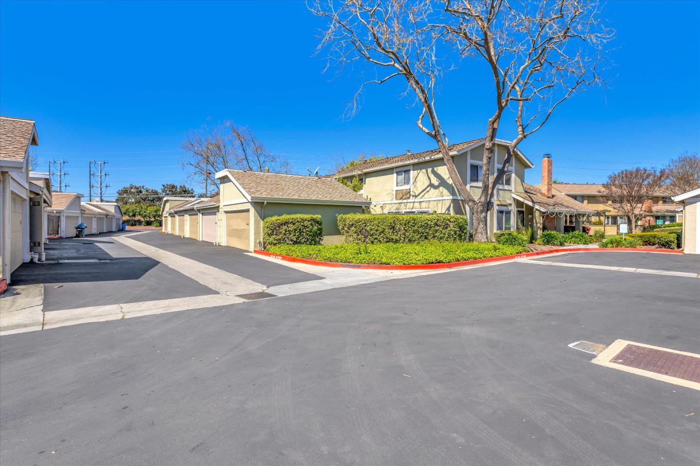 2370 Shoreside Court