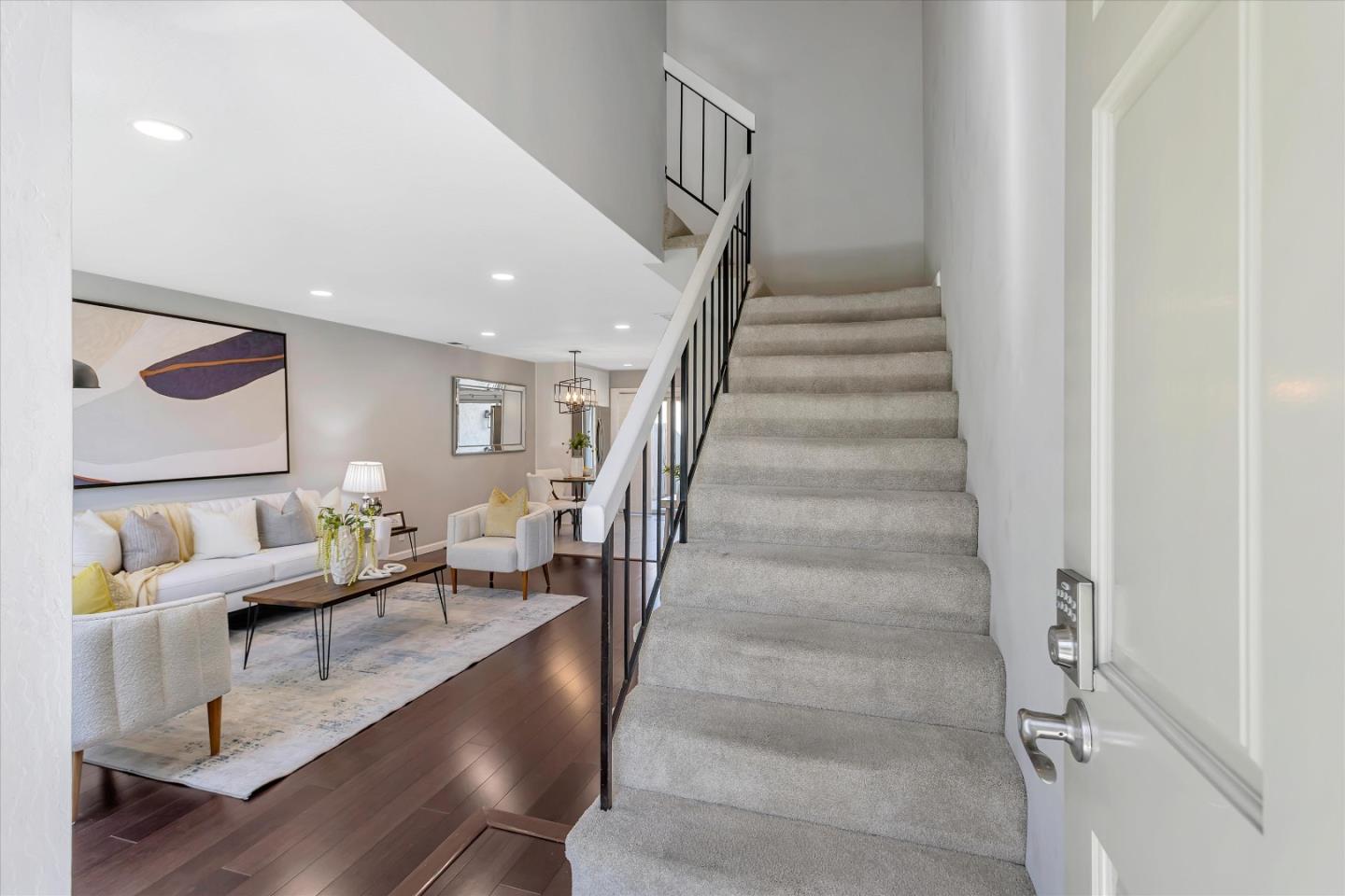 2370 Shoreside Court