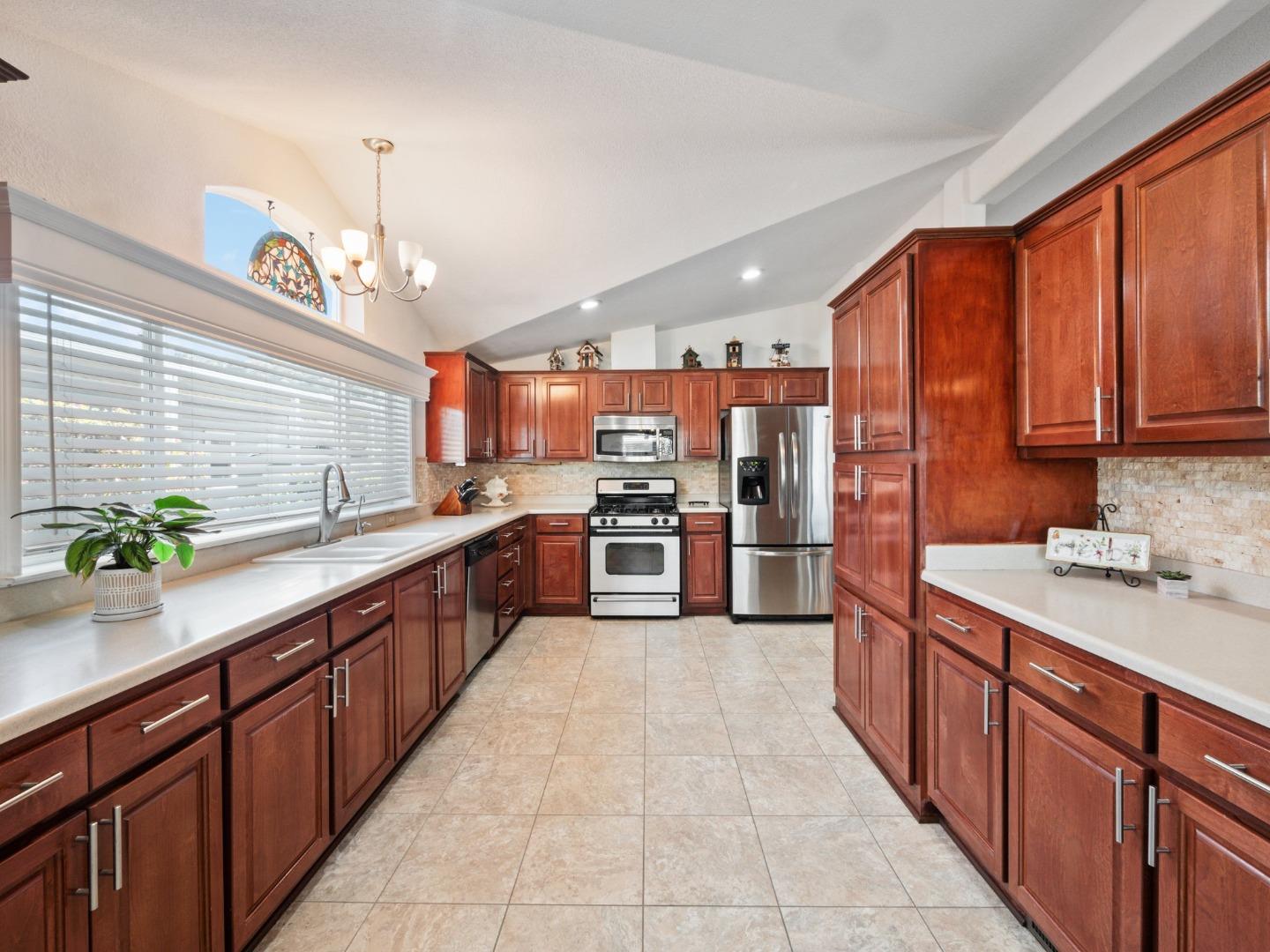 759 Villa Teresa WAY 759