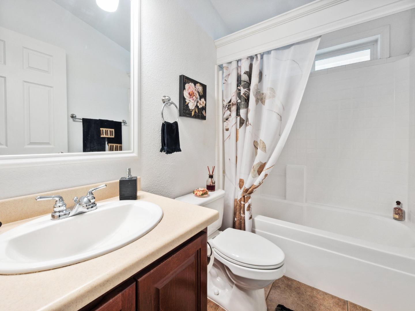 759 Villa Teresa WAY 759