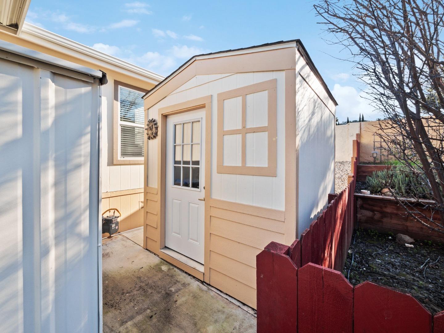 759 Villa Teresa WAY 759