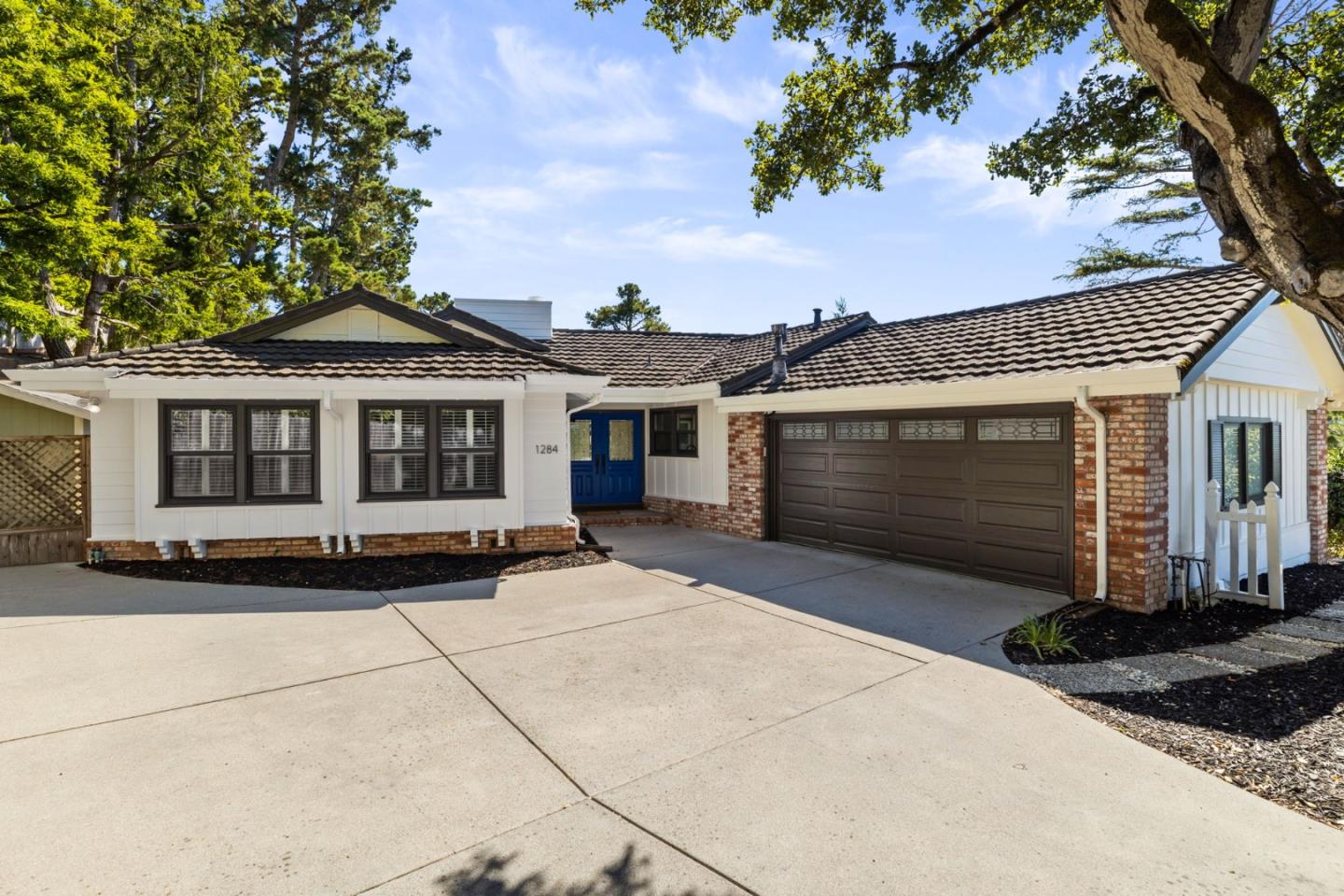 1284 Laurel Hill Drive