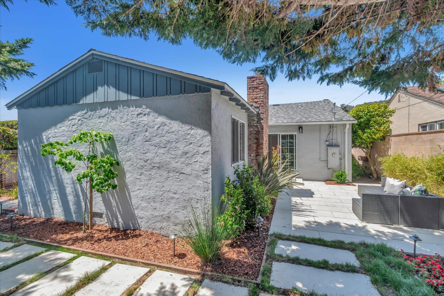 714 Cherry Avenue
