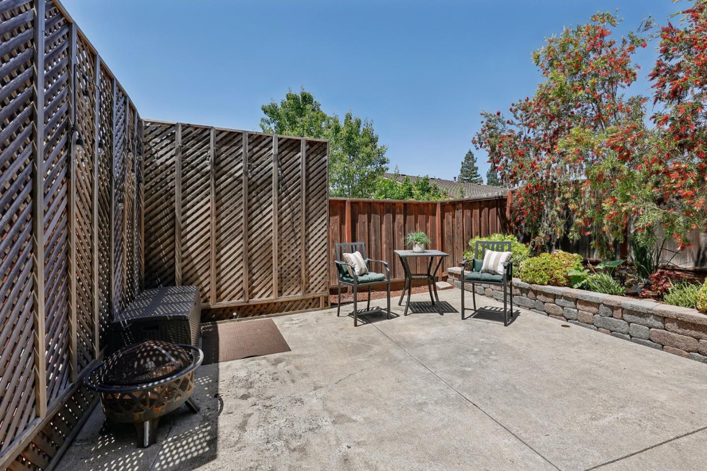 3361 Roma Place