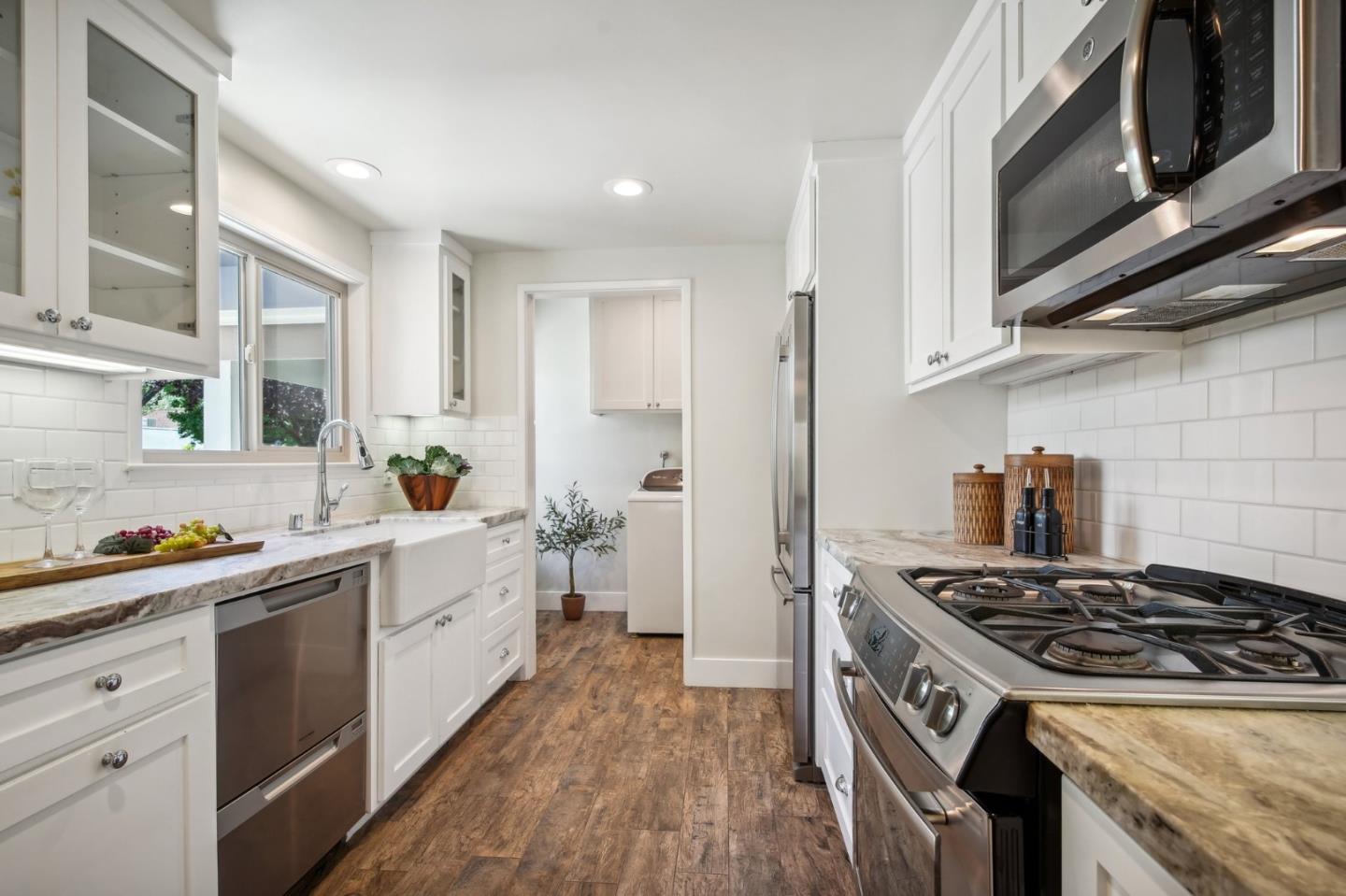 6122 Montgomery Court