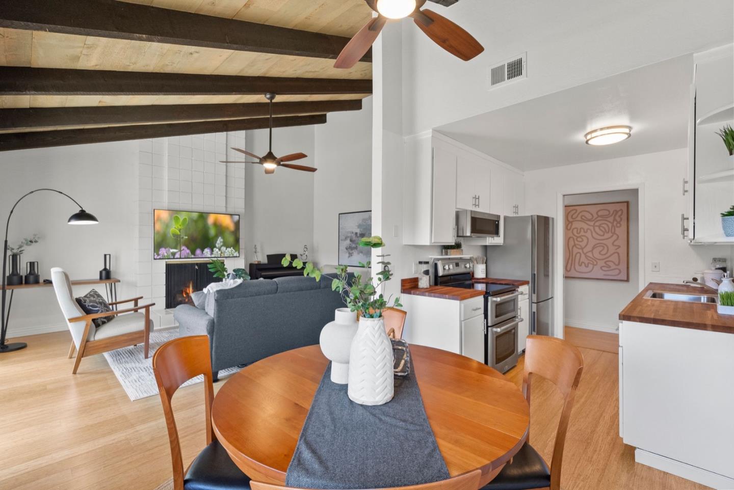 255 S Rengstorff AVE 52