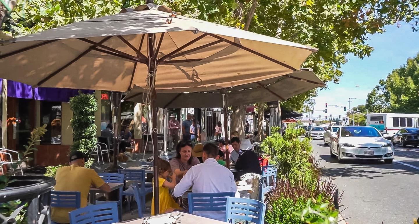 255 S Rengstorff AVE 52