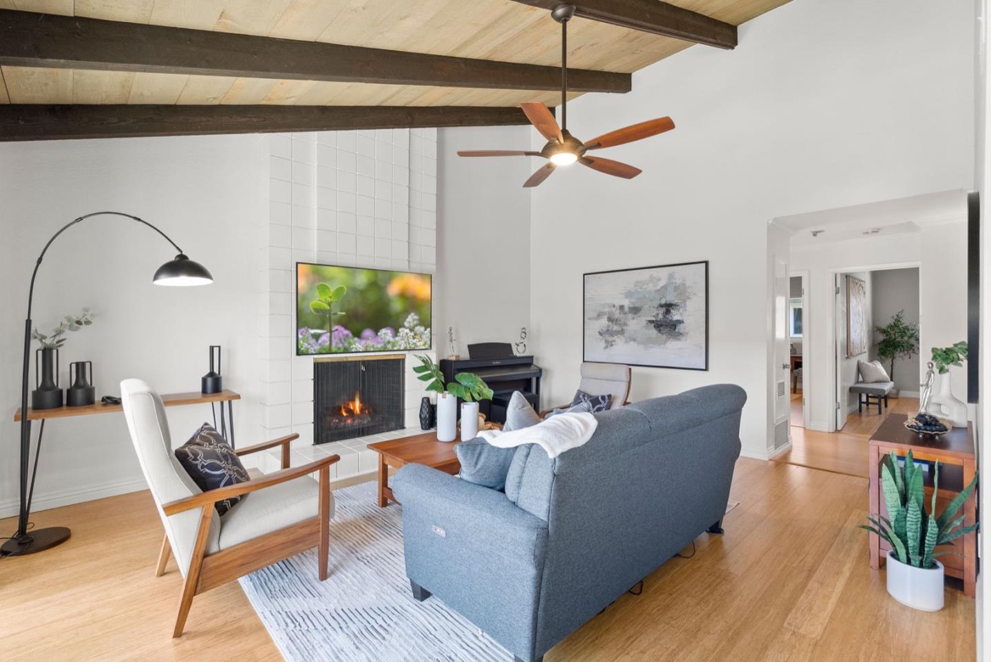 255 S Rengstorff AVE 52