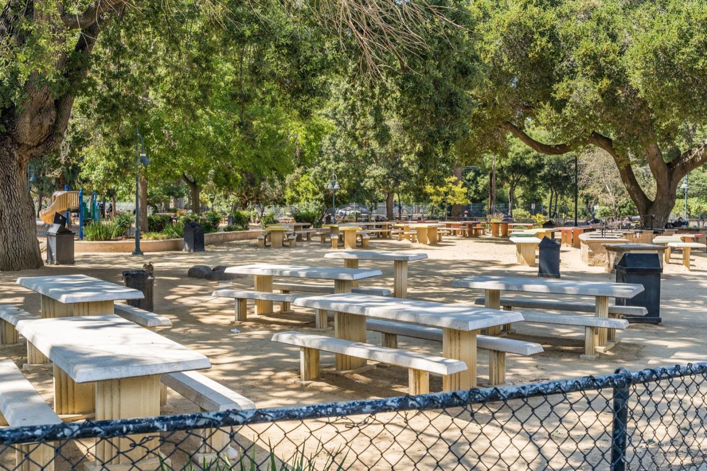 255 S Rengstorff AVE 52