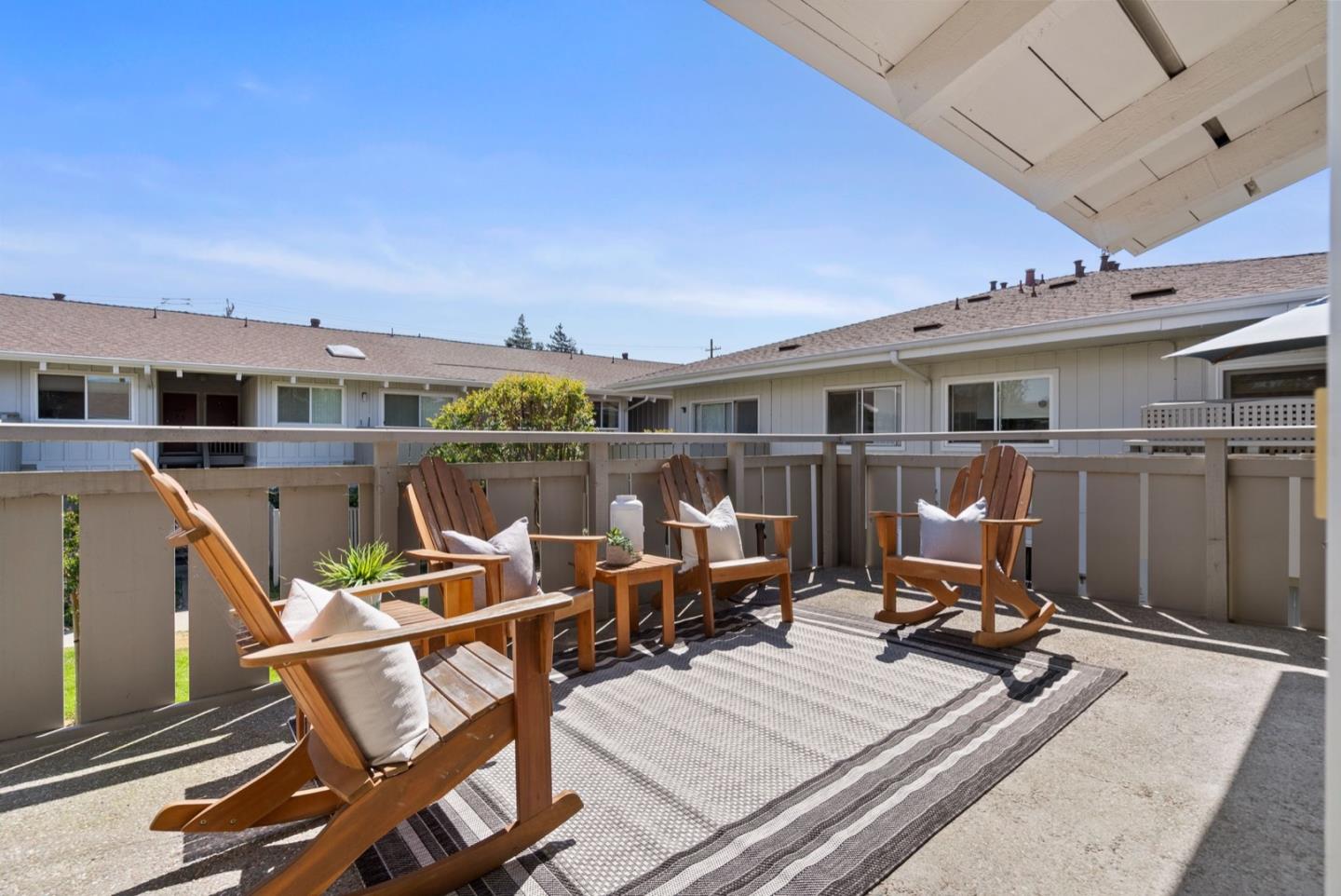 255 S Rengstorff AVE 52