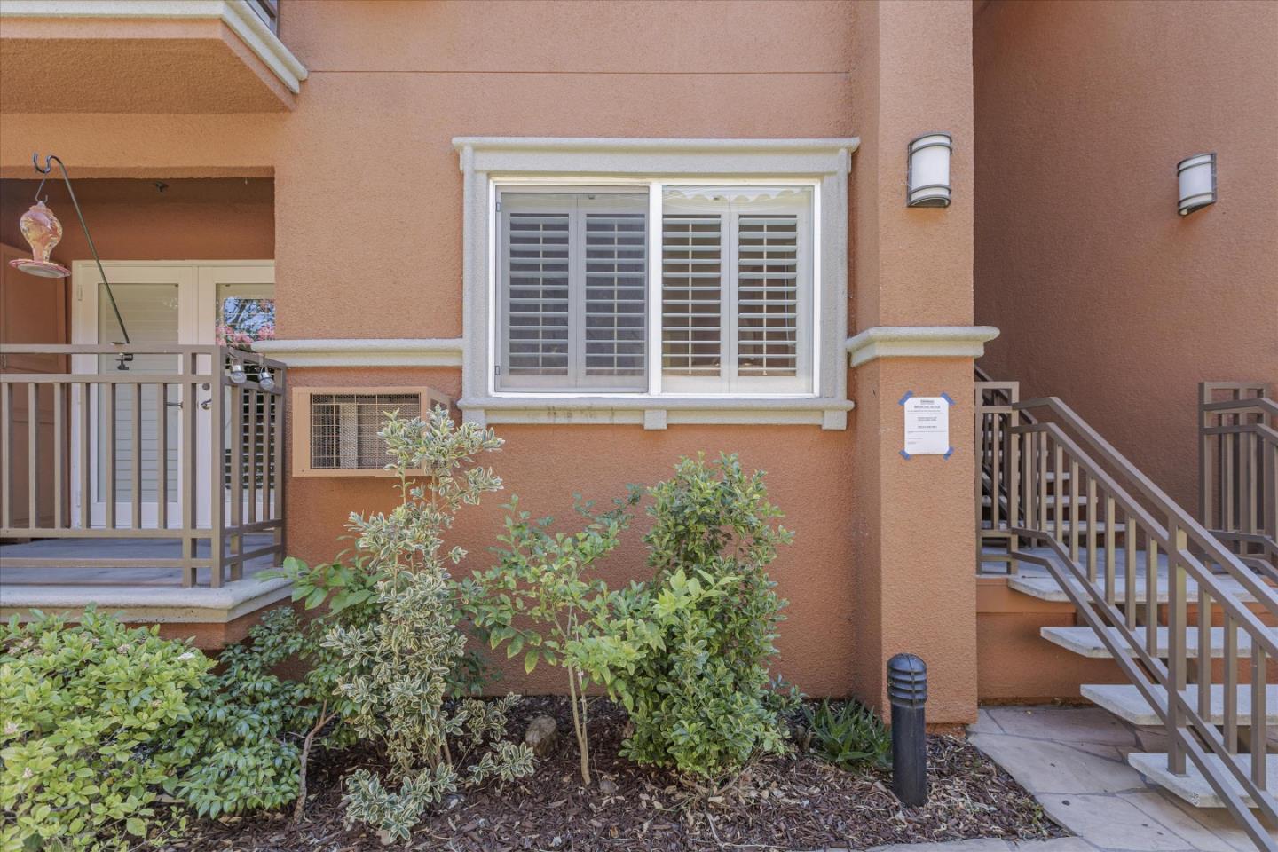 1845 Palm View PL 111