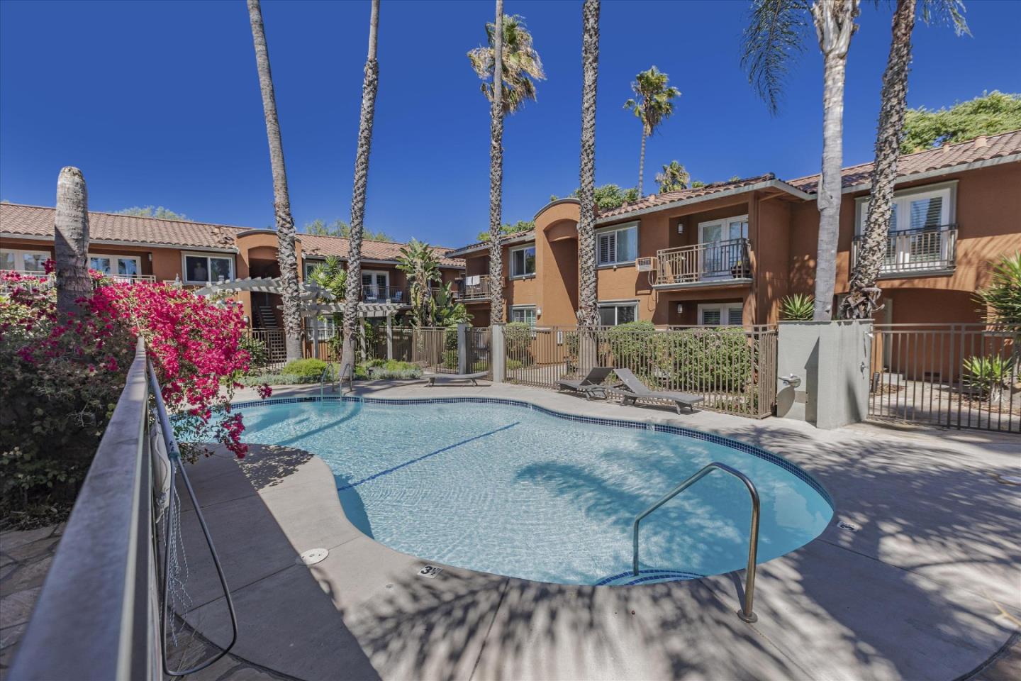 1845 Palm View PL 111