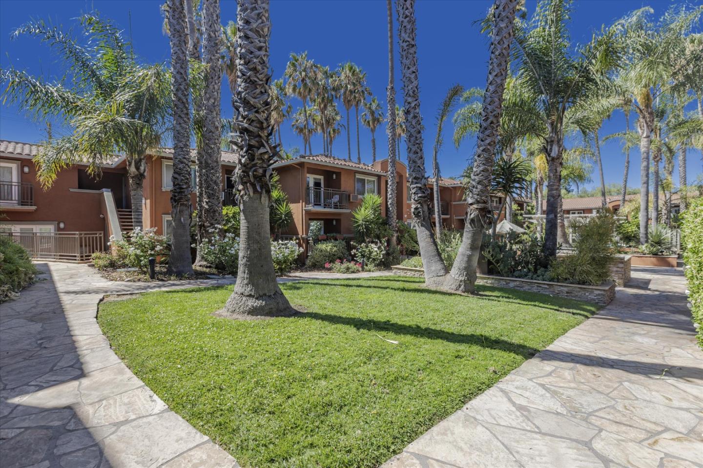 1845 Palm View PL 111