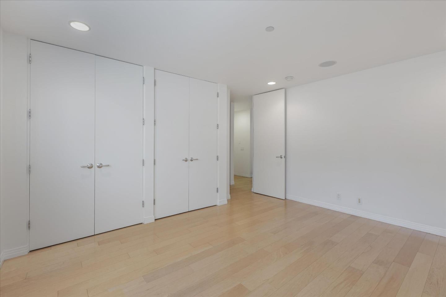 1845 Palm View PL 111