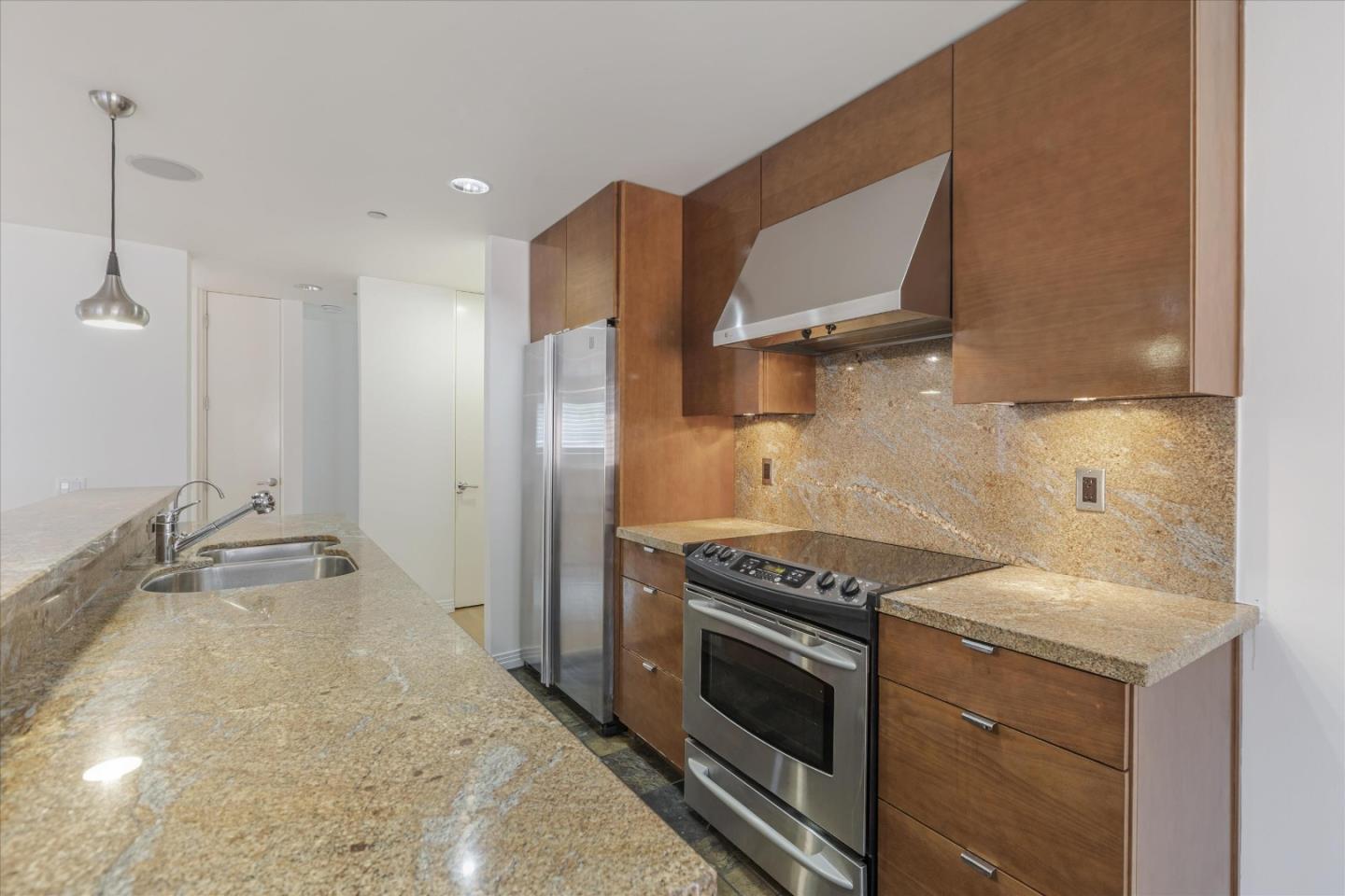 1845 Palm View PL 111