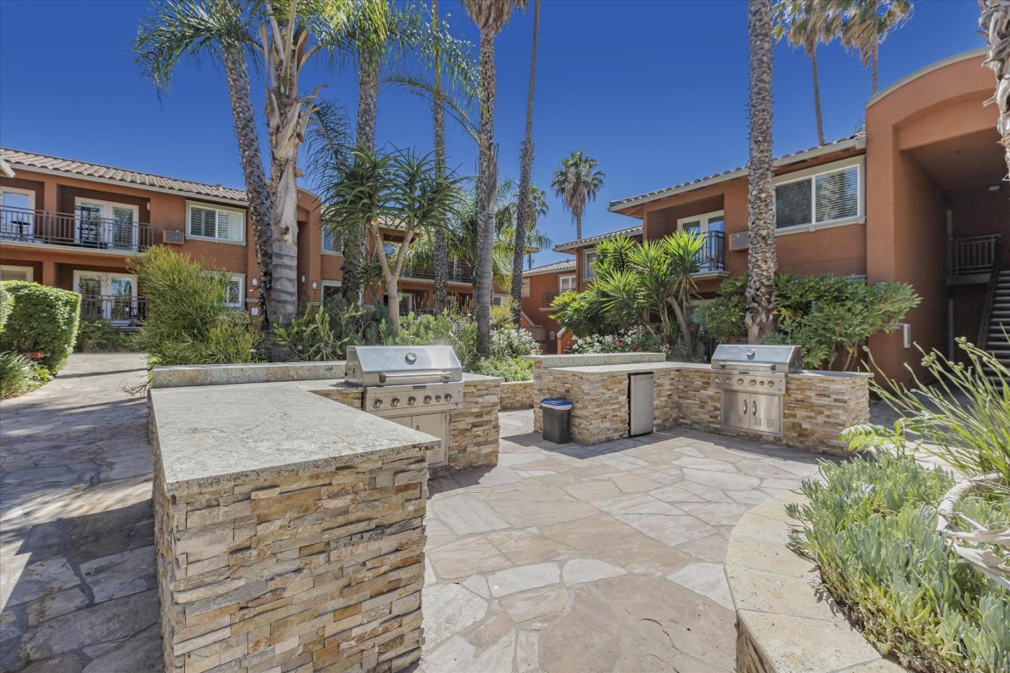 1845 Palm View PL 111