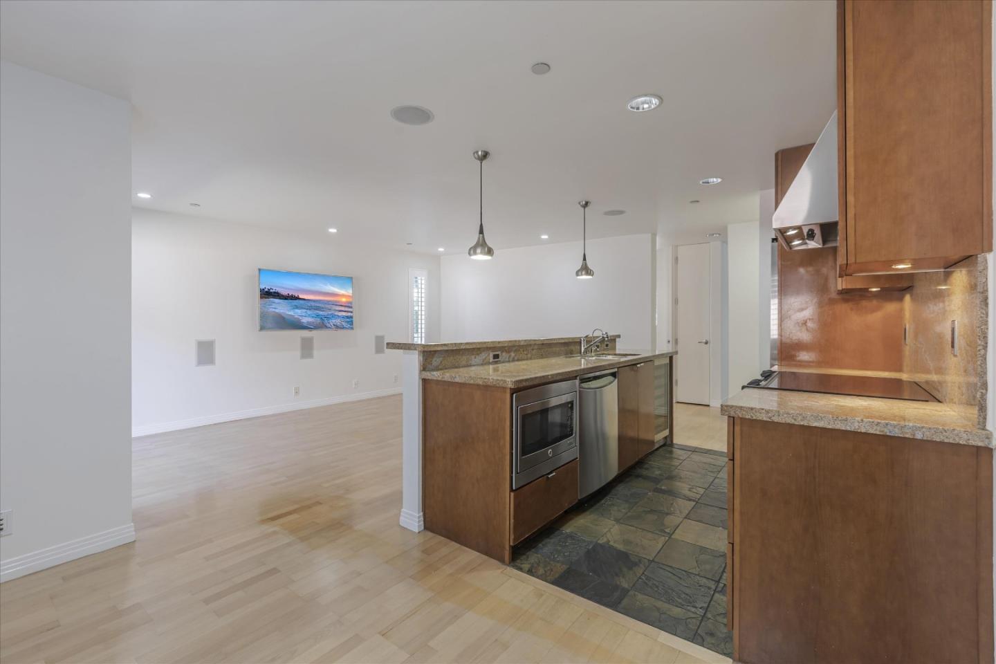 1845 Palm View PL 111