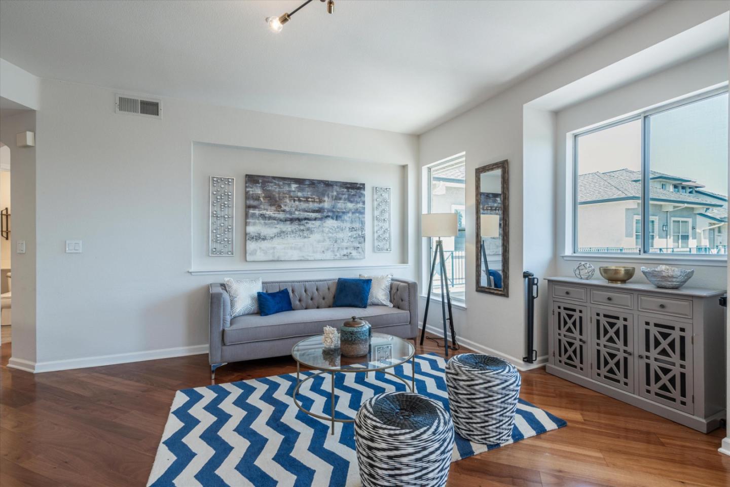 100 Baltic CIR 132