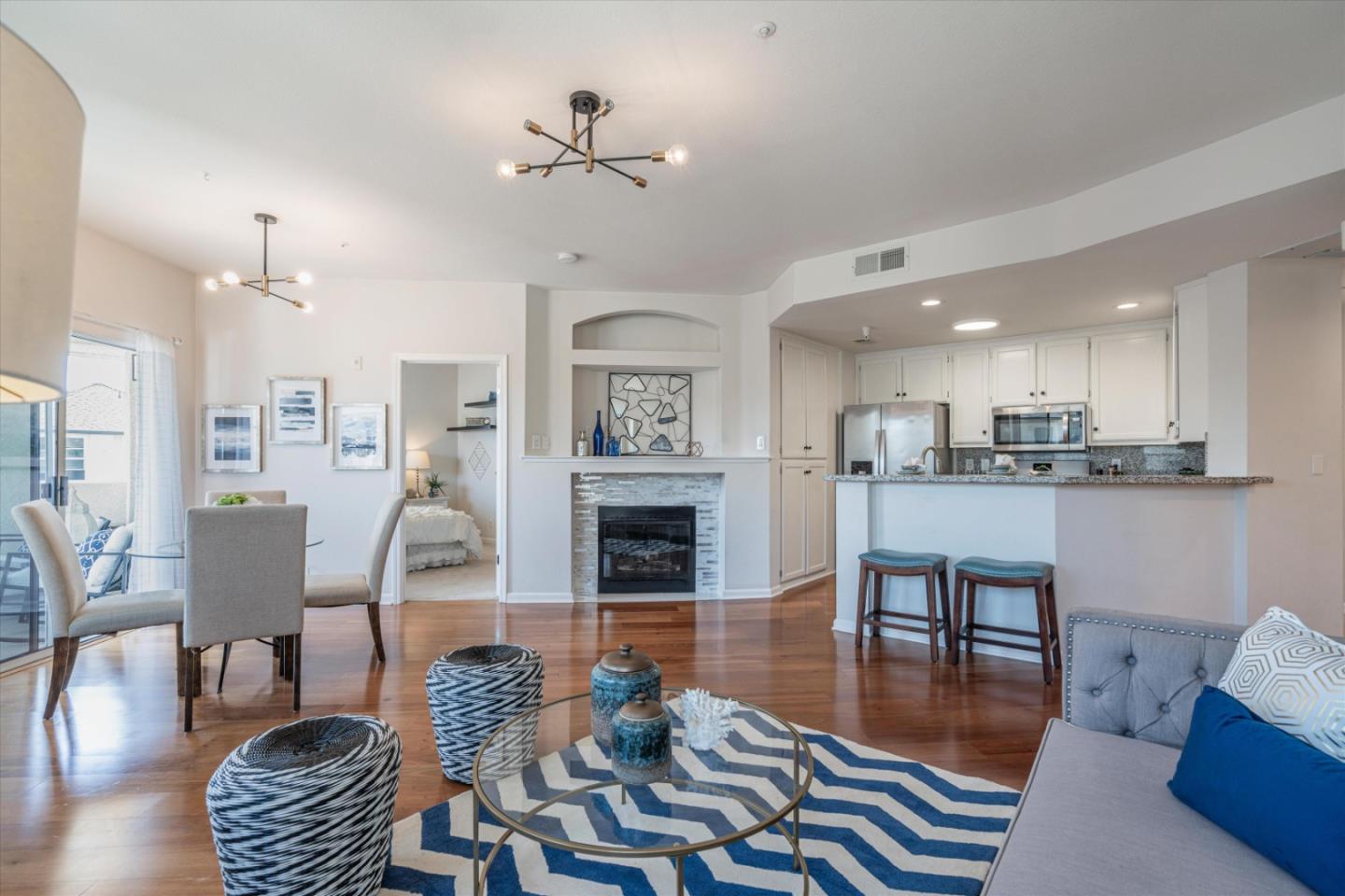 100 Baltic CIR 132