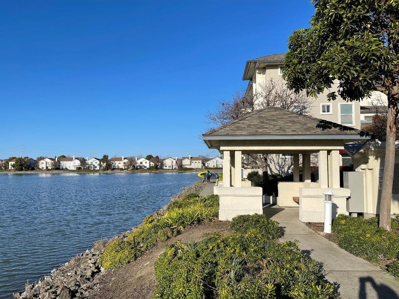 100 Baltic CIR 132