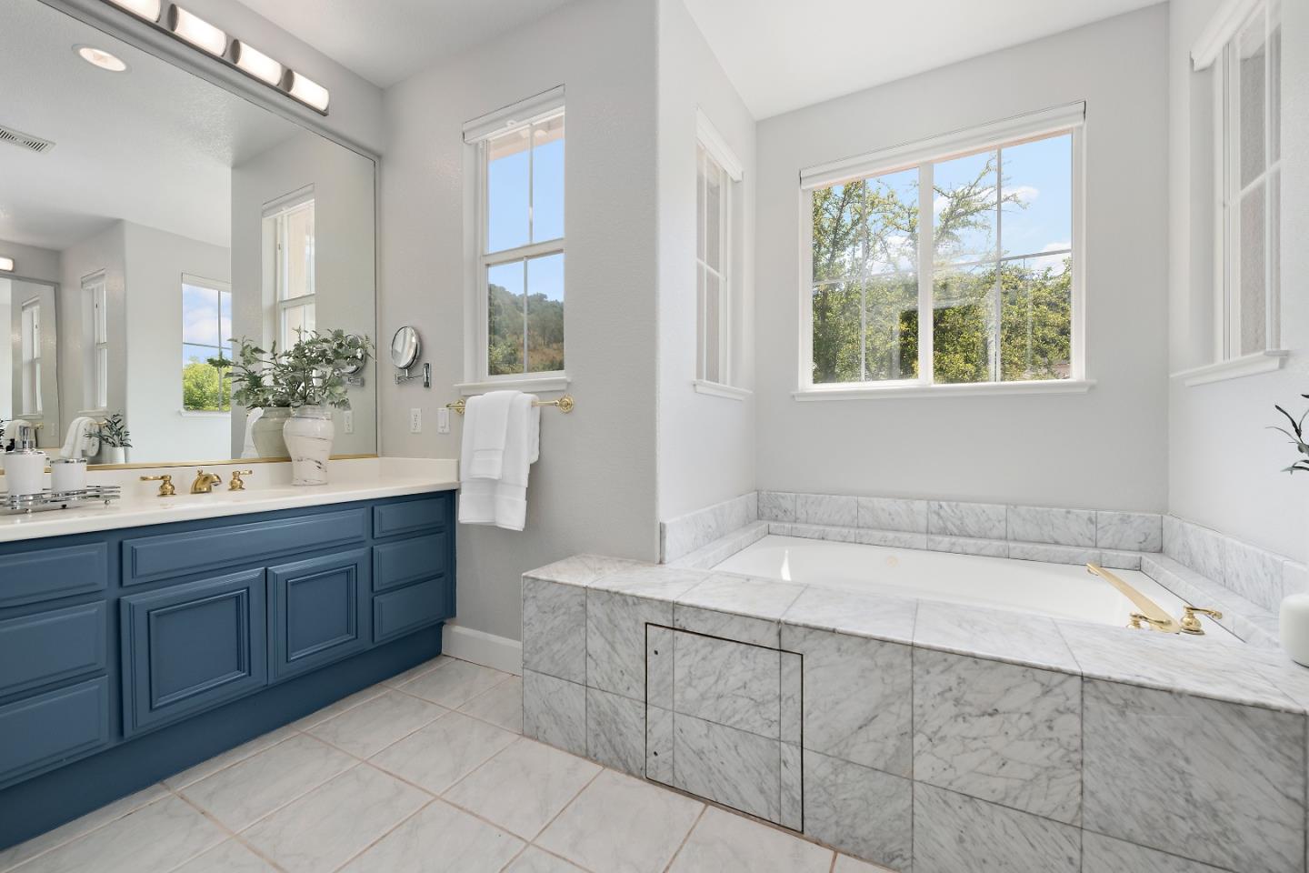 1506 Via Campo Aureo