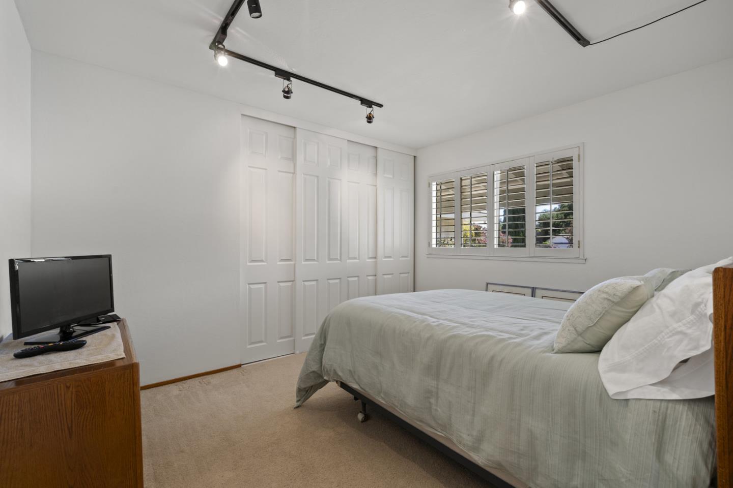 1223 Serene Valley CT