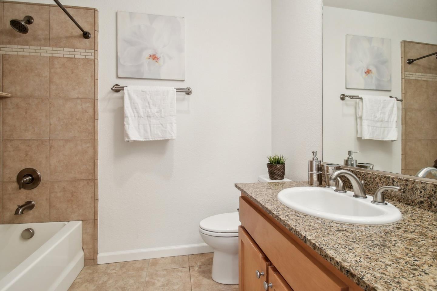 2968 Moorpark Avenue # 2