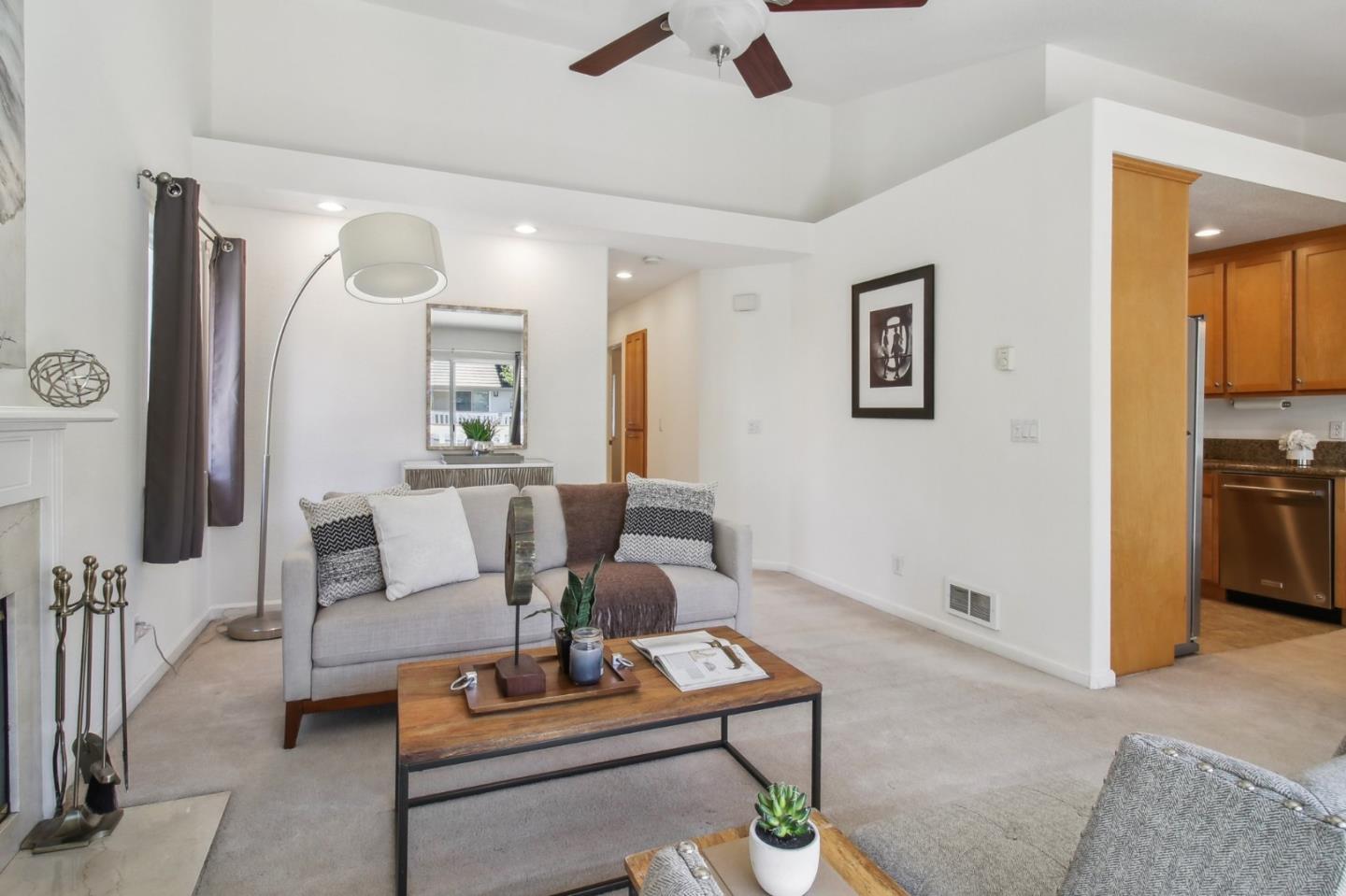 2968 Moorpark Avenue # 2