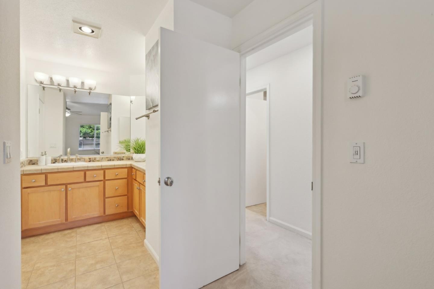 2968 Moorpark Avenue # 2