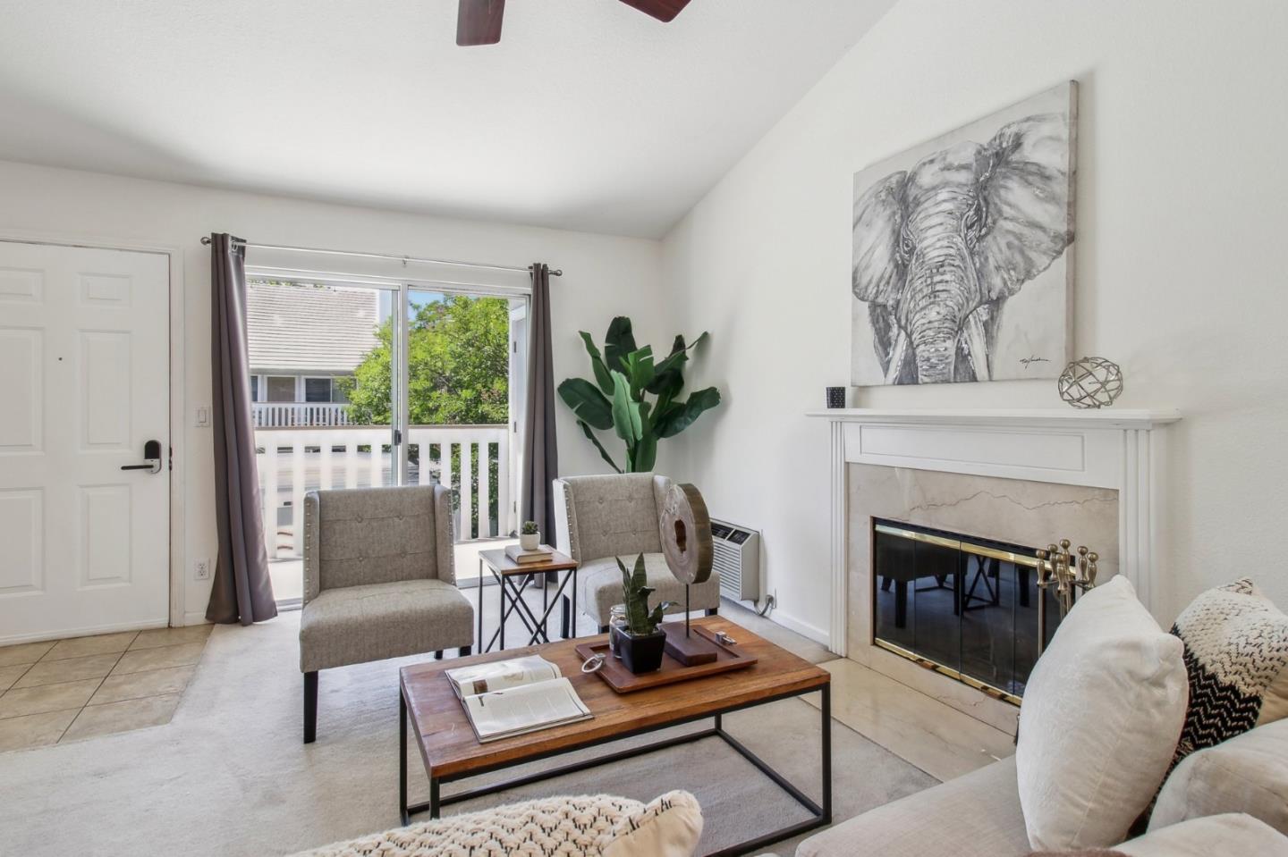 2968 Moorpark Avenue # 2