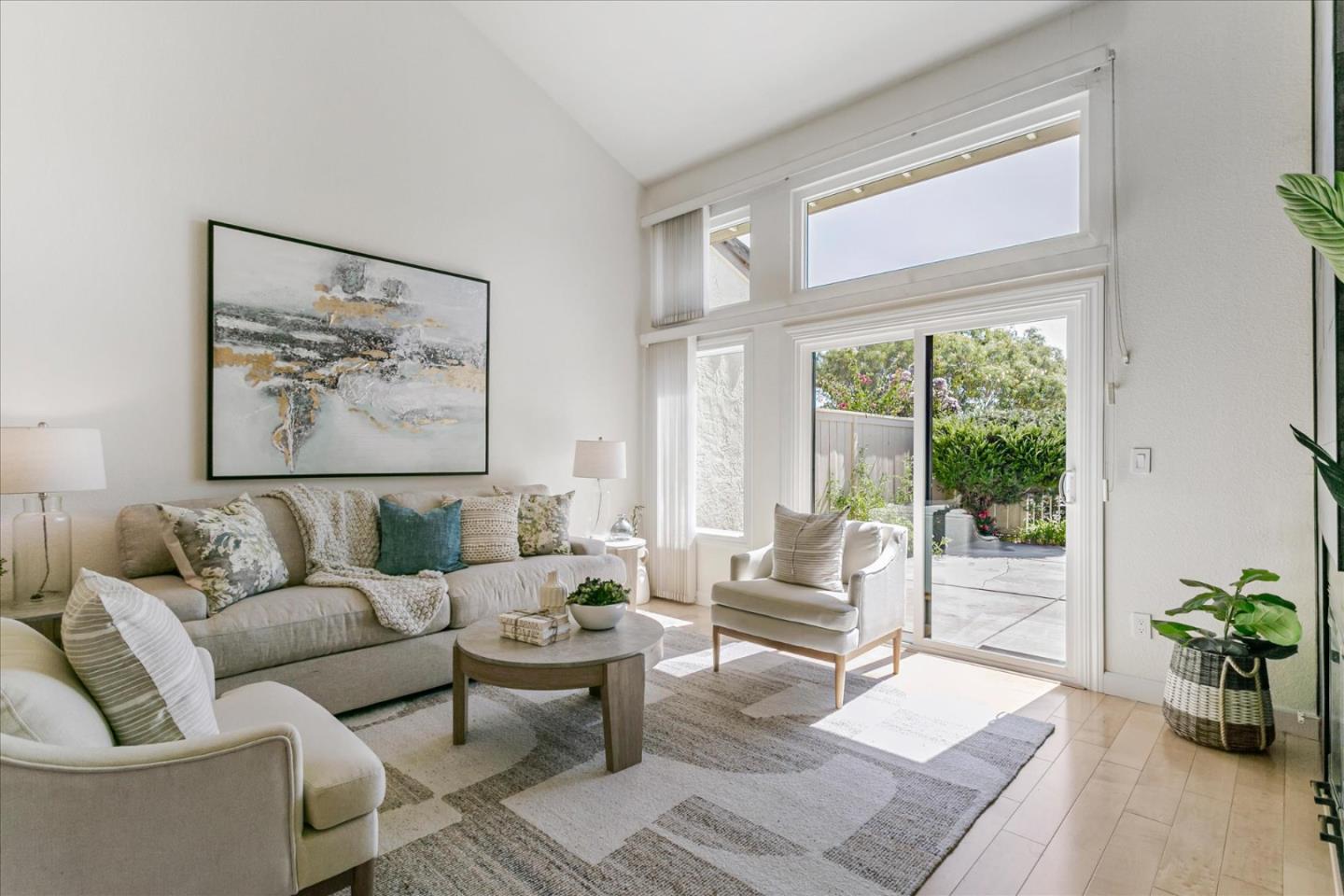 3324 Lake Albano CIR